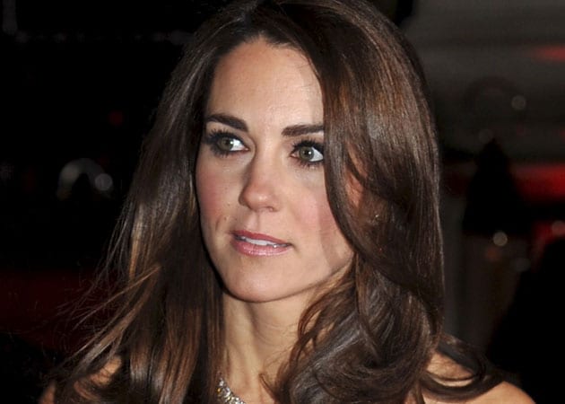 Royals sue Berlusconi group over Kate Middleton photos