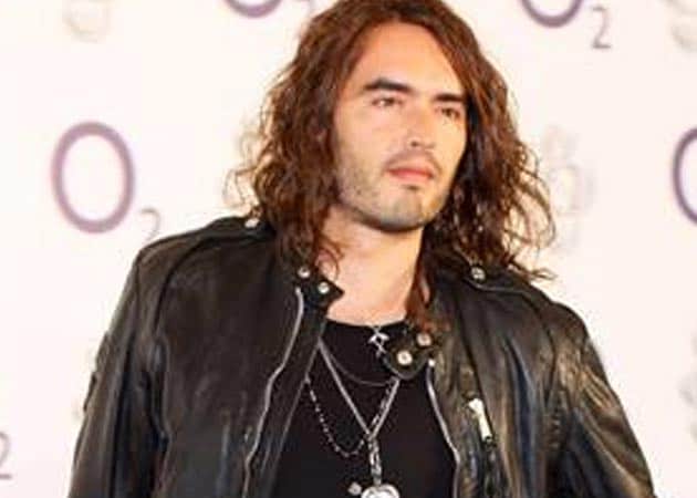 Russell Brand's love life is 'the talk of his yoga class'