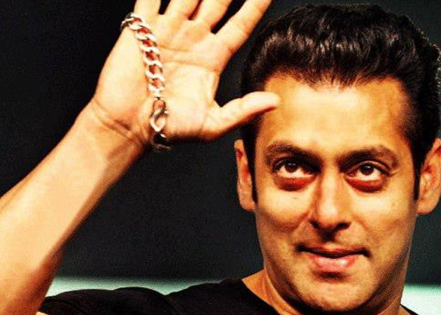 First Amitabh Bachchan, now Salman Khan: Bollywood likes Facebook