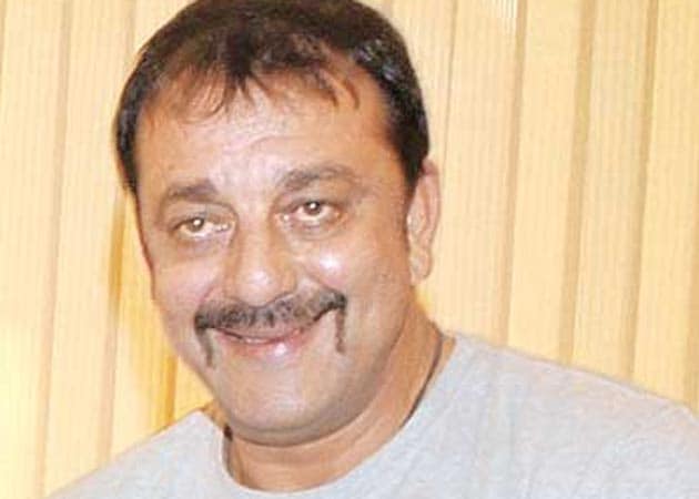 Sanjay Dutt turns over new leaf, shoots six scenes in a day 