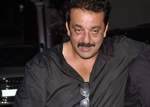 FIR against the producers of Sanjay Dutt's film <i>Sher</i>