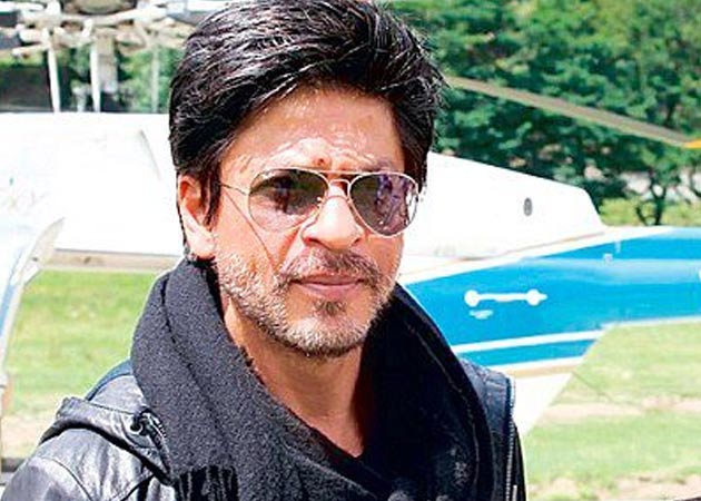 Shah Rukh savours Kashmiri food