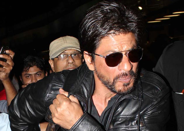 Mumbai police barricade road to Bandra fair so that Shah Rukh Khan is not disturbed