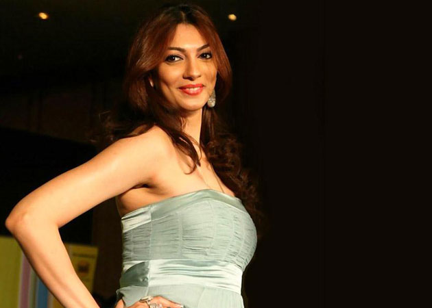 Yukta Mookhey lodges police complaint against husband