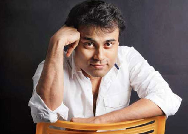 <i>Dreamum Wakeupum</i> wasn't meant to offend anyone: Lyricist Amitabh Bhattacharya