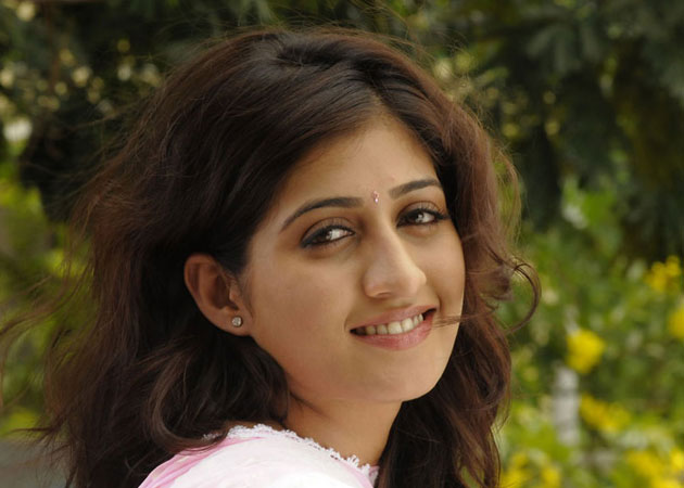 Don't want to be called item girl: Anisha Singh