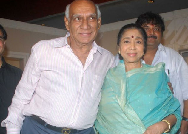 After daughter, Asha Bhosle mourns Yash Chopra