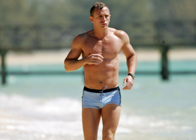 I don't have a physique like James Bond: Daniel Craig