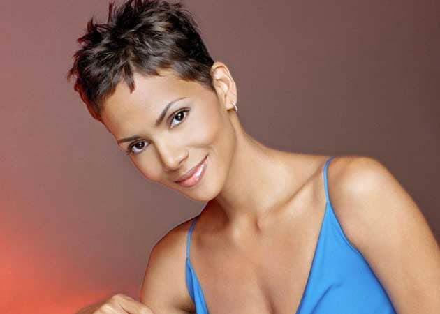 Halle Berry evacuates house for spiders