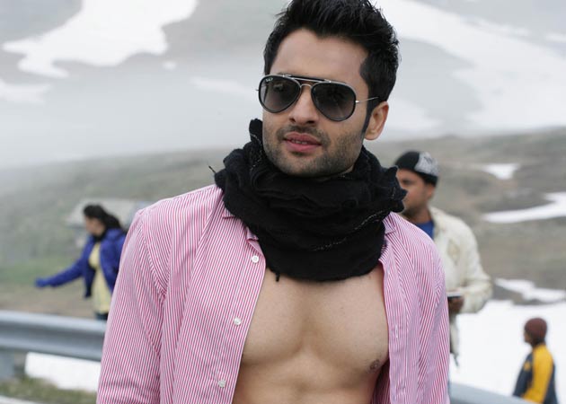Sanjay Gadhvi used invisible whip: Jackky Bhagnani