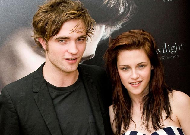 Kristen Stewart, Robert Pattinson take relationship advice from her mother