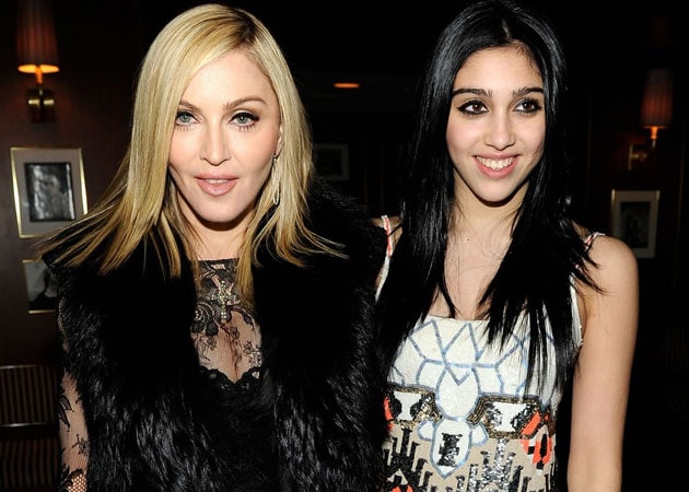 Madonna's daughter Lourdes is thinking of moving in with her father