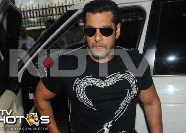 Victims of mishap involving Salman Khan's SUV not paid yet, High Court told