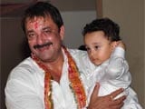 After stalling, Sanjay Dutt finally dubs for <i>Zilla Ghaziabad</i>