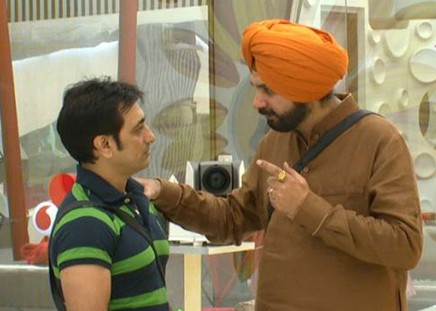 Day 4 in <i>Bigg Boss 6</i>: Navjot Singh Sidhu gets punished