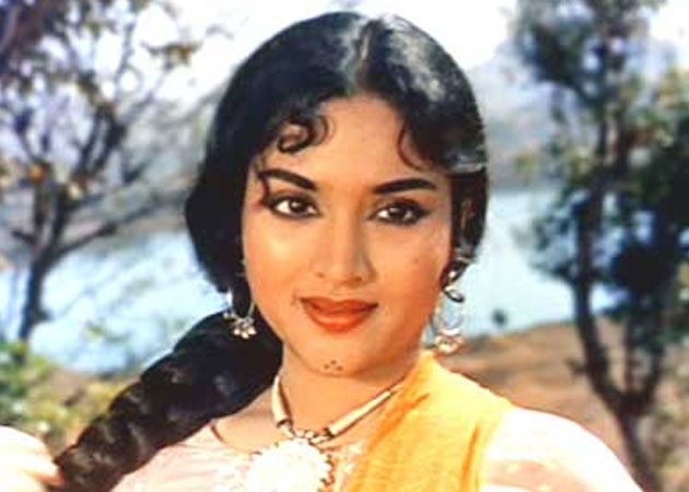 Vyjayanthimala returns to arclights after 42 years