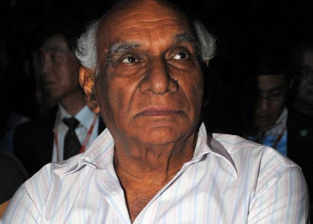 Yash Chopra's death spurs municipal body to fumigate film studios