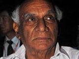 Yash Chopra's death spurs municipal body to fumigate film studios
