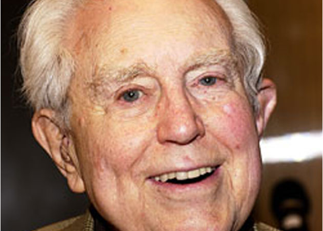 Composer Elliott Carter dies at 103