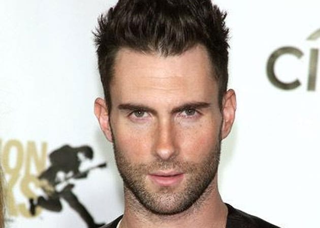 Adam Levine tops 2013 People's Choice Awards nominations