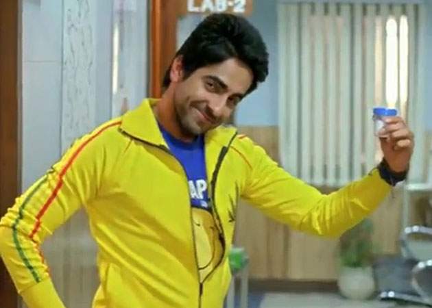 <i>Vicky Donor</i> star Ayushmann Khurrana donates blood