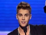Justin Bieber to remain professional despite relationship troubles