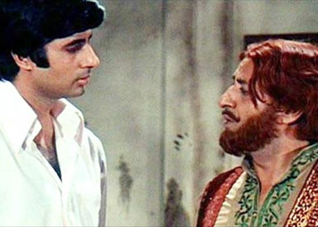 Pran <i>saheb</i> doing fine, says Amitabh Bachchan 