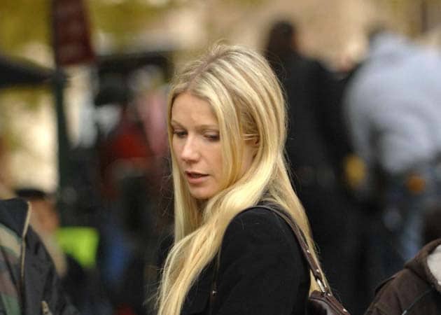 Gwyneth Paltrow has volunteered to be auctioned off as a lunch date