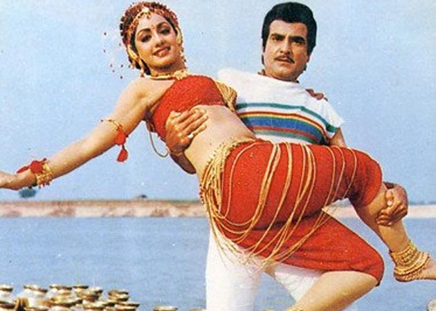 Amit Kumar will sing Kishore's <i>Naino Mein Sapna</i> in <i>Himmatwala</i> remake