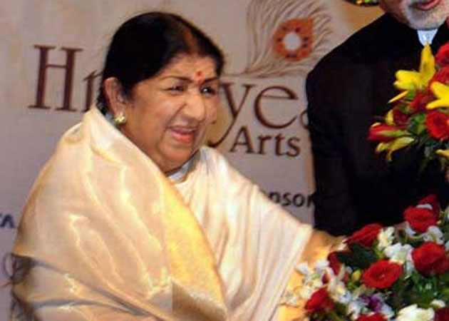 Lata Mangeshkar launches her music label with <i>bhajan</i> album