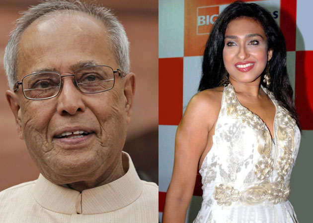 Pranab Mukherjee's movie date with Rituparna Sengupta