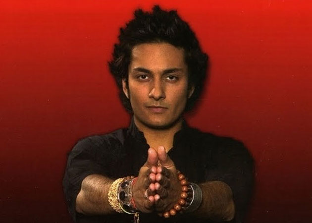 Focus on pop, independent music, suggests singer Raghav Mathur