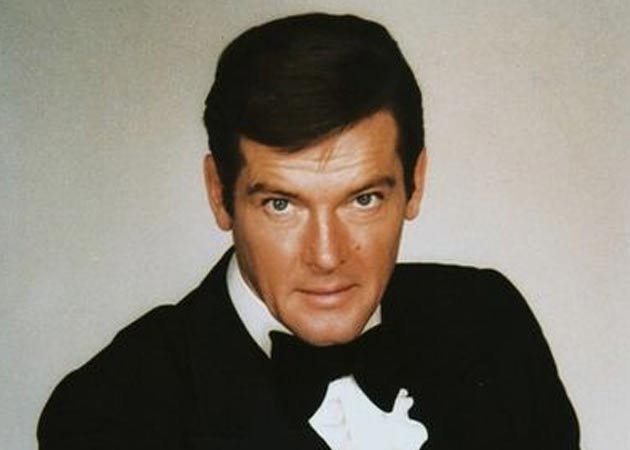  I want to play villain in Bond film: Roger Moore