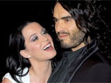 Russell Brand gifts Katy Perry bracelet on birthday