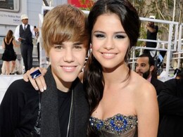 Selena Gomez off to New York City for crisis talk with Justin Bieber Selena Gomez off to New York City for crisis talk with Justin Bieber