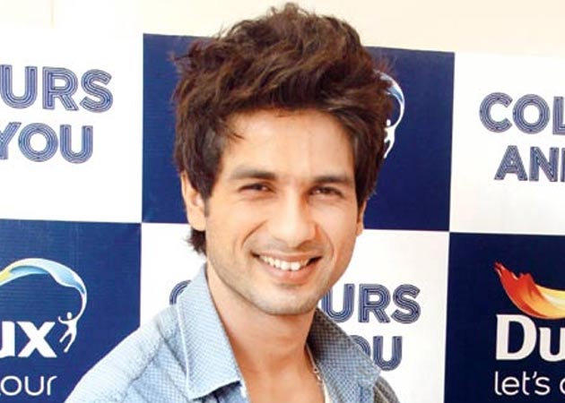 Busy Shahid Kapoor takes day off for brother's birthday