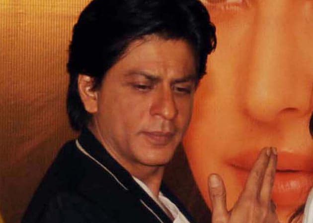 Shah Rukh Khan : Live life King Khan size
