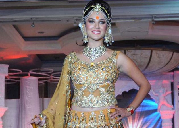 Sunny Leone makes Indian ramp debut 