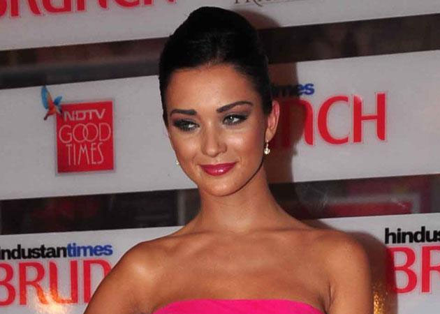 Amy Jackson plans to start afresh in Bollywood