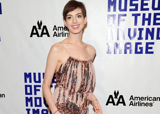 Anne Hathaway predicted she would marry Adam Schulman before their first date
