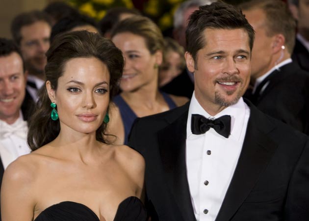 Brad Pitt, Angelina Jolie's Caribbean party spark secret wedding rumour