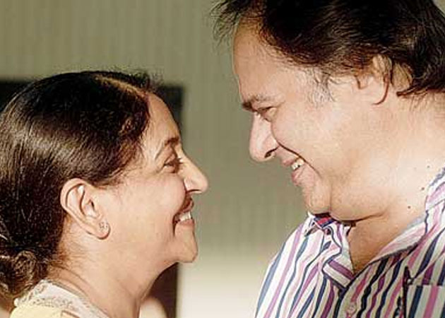 <i>Chashme Baddoor</i> actors Farooque Shaikh, Deepti Naval rediscover their on screen chemistry 