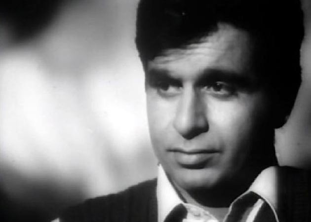 Dilip Kumar's biography delayed