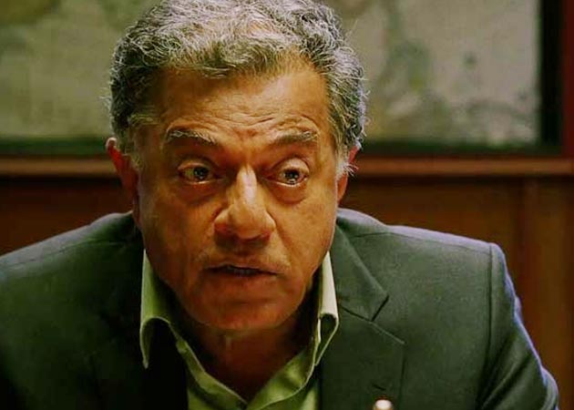 Girish Karnad receives 'Tanweer Sanman'