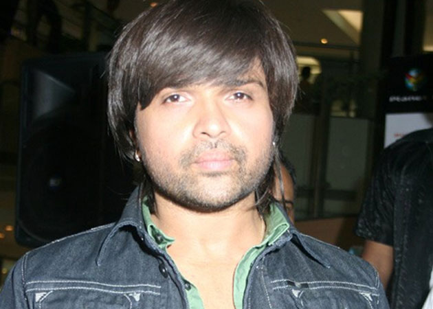 Himesh Reshammiya celebrates success of <i>Khiladi 786</i>