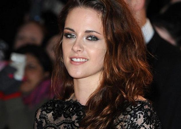 I don't read tabloid magazines: Kristen Stewart