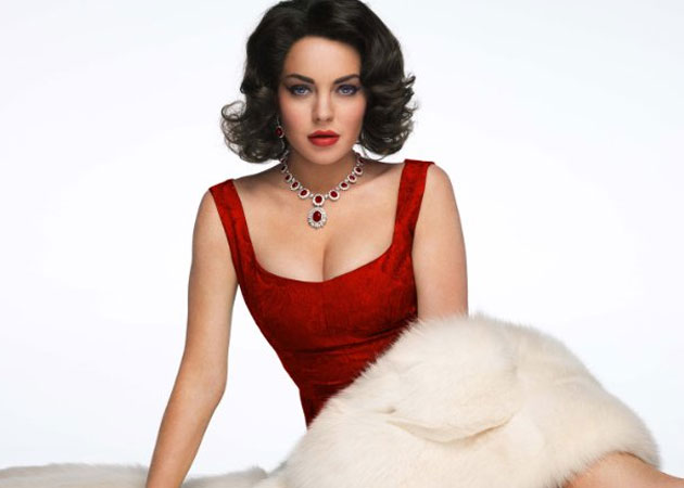 Cash-strapped Lindsay Lohan to sell her designer clothes