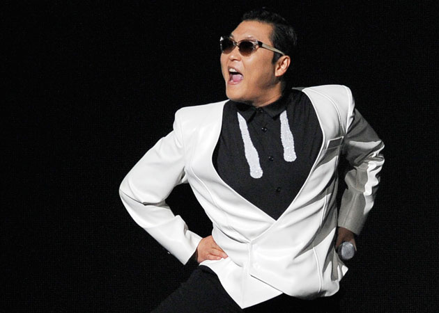 Psy apologises for anti-US song