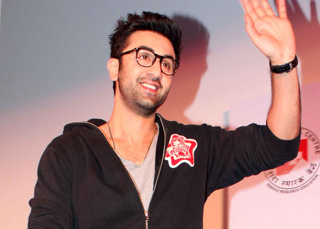 Bleary-eyed Ranbir Kapoor arrives late for appointment with cancer patients