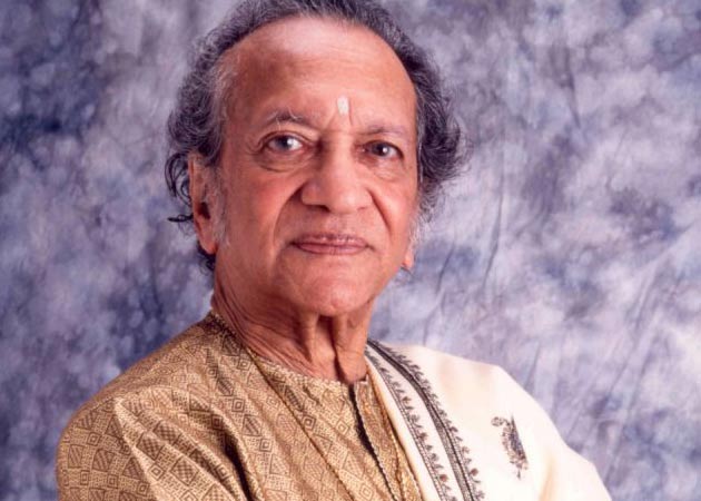 Ellora caves was the "world's best backdrop" for Pandit Ravi Shankar